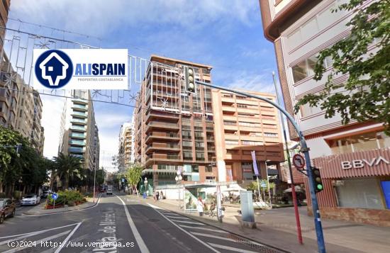 GRAN OPORTUNIDAD LOCAL COMERCIAL JUNTO A RAMBLA - CENTRO DE ALICANTE - ALICANTE