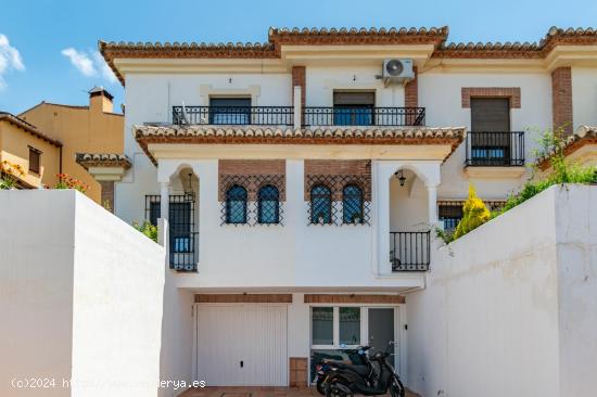 CASA EN ALBAICIN - GRANADA