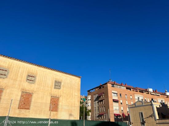 ALQUERIA HISTORICA EN EL CENTRO DE LA CIUDAD,  PARA REALIZAR UNA HERMOSA CASA O 6 APARTAMENTOS - VAL