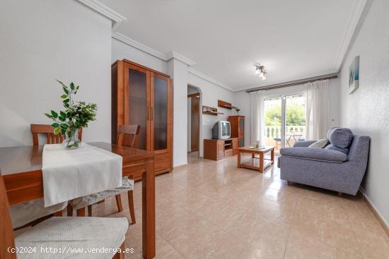 IMPECABLE APARTAMENTO DE 3 DORMITORIOS A 200m DE LA PLAYA - ALICANTE