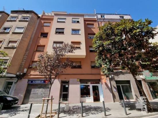  Se Vende en Hospitalet de Llobregat - BARCELONA 