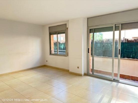  PISO DE PLANTA BAJA CON TERRAZA EN VENTA EN MANRESA - BARCELONA 