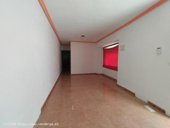 Venta de Casa Independiente en Hinojosa del Duque (Córdoba) - CORDOBA