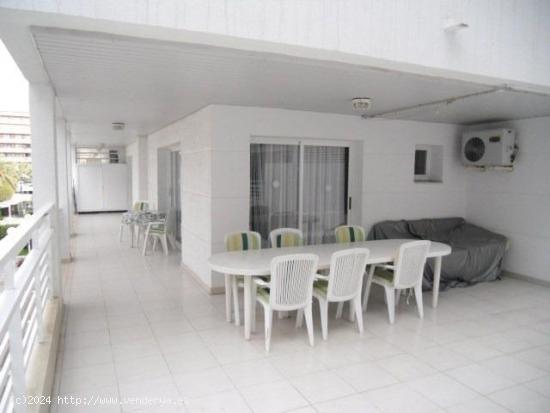 APARTAMENTO 2 DORMITORIOS CON GRAN TERRAZA DE 40 M2. EN PLAZA EUROPA -SALOU - TARRAGONA