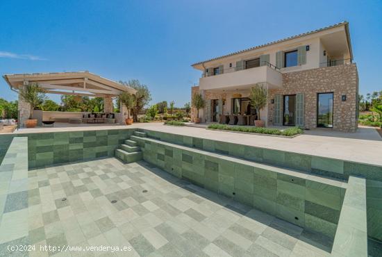 Villa con piscina y vistas despejadas - BALEARES