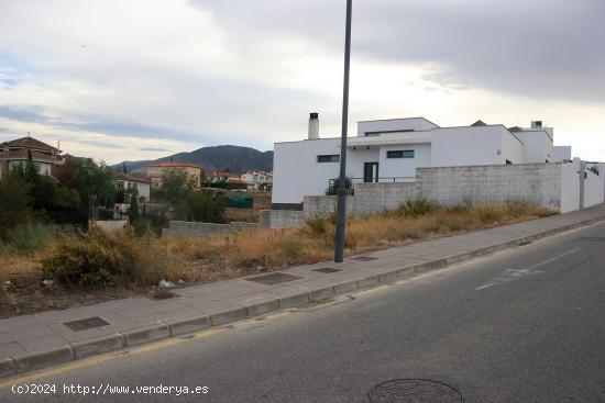 TERRENO URBANIZABLE EN--LA ZUBIA-GRANADA - GRANADA