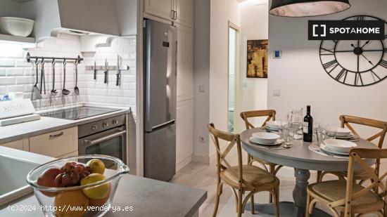 Apartamento entero de 2 dormitorios en Barcelona. - BARCELONA