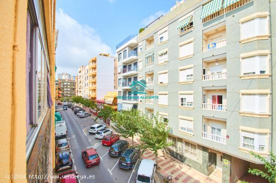 PISO DE 77M2 EN EL CAMPELLO CON 3 HABITACIONES Y 1 BAÑO SIN ASCENSOR - ALICANTE