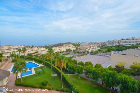  APARTAMENTO CON ESPECTACULARES VISTAS AL MAR Y A LA MONTAÑA - MALAGA 