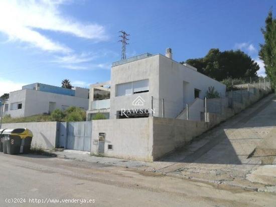 Casa unifamiliar en Comarruga - TARRAGONA