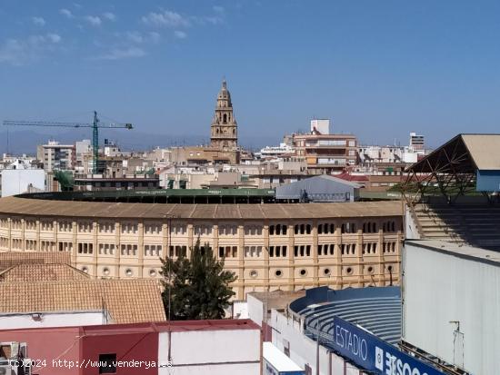  ALQUILER PISO ESTUDIANTES 3 DORMITORIOS EN AV DE LA FAMA - MURCIA 