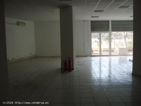 Local comercial en venta  en Jonquera, La - Girona