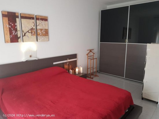 Unifamiliar adosada en venta  en Figueres - Girona