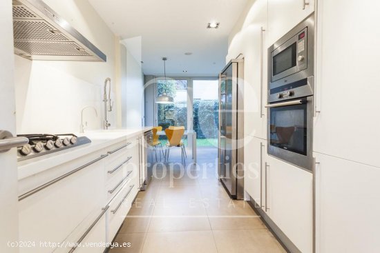 Unifamiliar aislada en venta  en Sant Cugat del Vallès - Barcelona