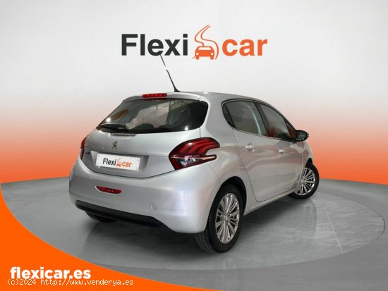 Peugeot 208 5P ALLURE 1.2L PureTech 81KW (110CV) S&S - L Hospitalet de Llobregat