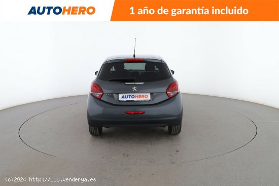 Peugeot 208 1.6 Blue-HDi Style - 