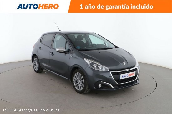 Peugeot 208 1.6 Blue-HDi Style - 