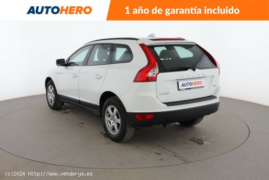 Volvo XC-60 2.0 D3 Kinetic 2WD - 