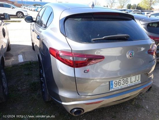 Alfa Romeo Stelvio 2.2 DIÉSEL 154KW (210CV) VELOCE - BADAJOZ