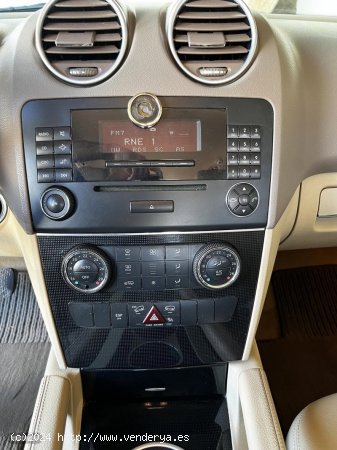 Mercedes Clase M 280 2009 de 2009 con 234.630 Km por 13.300 EUR. en Sevilla