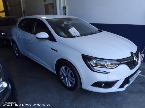 Renault Megane 1.5 DCI 90 CV. de 2018 con 235.000 Km por 11.500 EUR. en Murcia