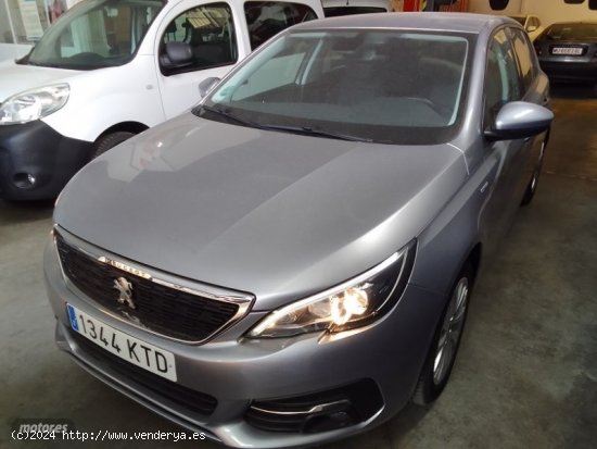 Peugeot 308 STYLE 1.6 HDI 130 cv de 2019 con 198.000 Km por 12.500 EUR. en Murcia