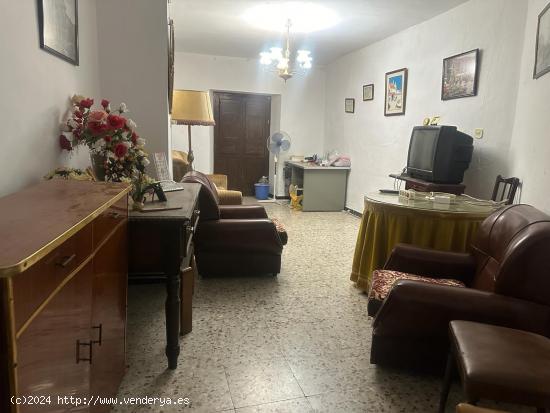 VENTA DE CASA DE PUEBLO EN ALPUJARRA GRANADINA - GRANADA