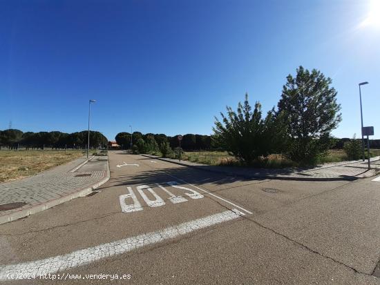 Venta de Parcela de 601 m2  urbanización El  Peregrino-Boecillo - VALLADOLID