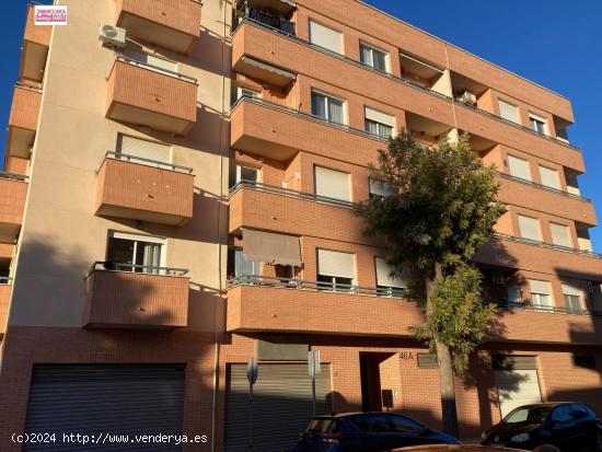 VENTA  DE PISO CON PLAZA DE GARAJE EN SOLLANA (VALENCIA) - VALENCIA