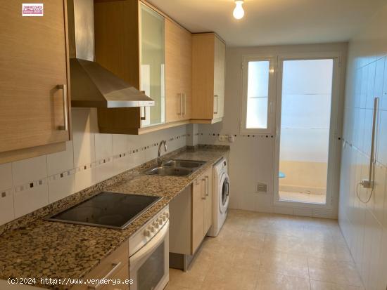 VENTA  DE PISO CON PLAZA DE GARAJE EN SOLLANA.(VALENCIA) - VALENCIA