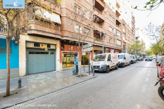 PLAZA DE GARAJE EN PEDRO ANTONIO DE ALARCON - GRANADA