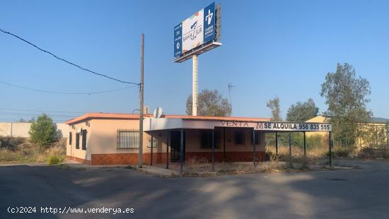 TERRENO URBANO CON VIVIENDA EN BARRIO JARANA - CADIZ