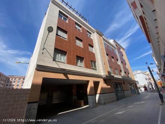 GRAN OPORTUNIDAD DE APARTAMENTO EN EL CENTRO - BADAJOZ