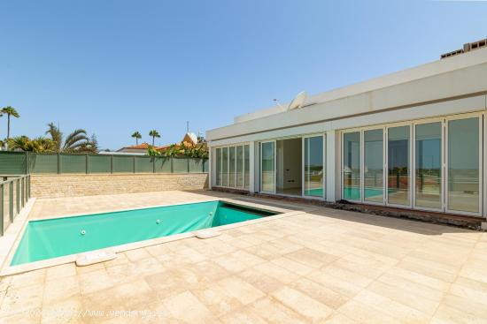 Bungalow-Chalet de Ensueño con Vistas al Mar y Piscina Propiaa en Maspalomas - LAS PALMAS