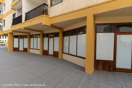 LOCAL COMERCIAL DE 120 M2 EN LOS CRISTIANOS, EDIF ACHACAY - SANTA CRUZ DE TENERIFE