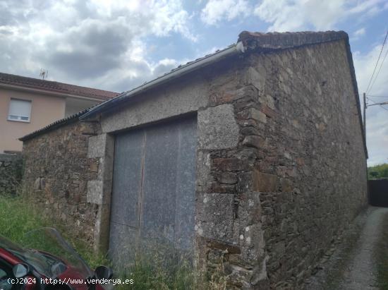 CASA DE PIEDRA PARA RESTAURAR - A CORUÑA