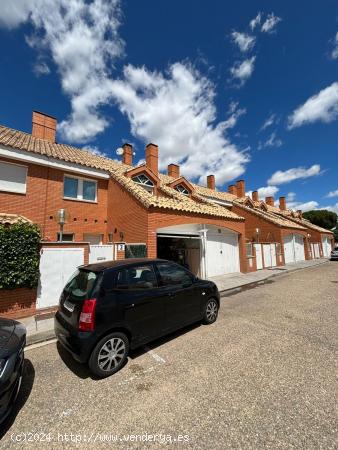 Chalet en Calle de las Albercas - VALLADOLID