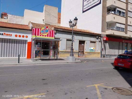 Casa de pueblo en centro de Guardamar - ALICANTE