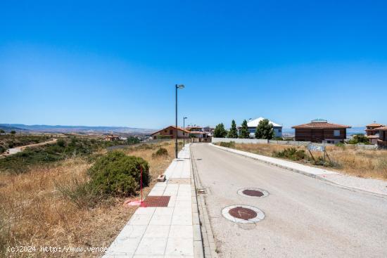 CONSTRUYE TU SUEÑO EN UN LUGAR ESPECIAL!!!!!!!! Magnífico solar urbano en La Zubia - GRANADA