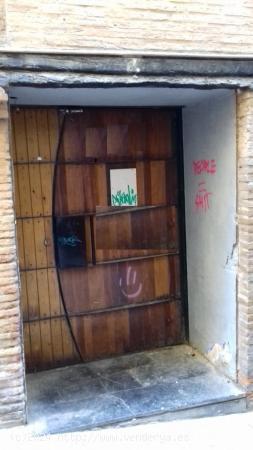 Alquiler de amplio bar en zona de bares de Tarazona. - ZARAGOZA