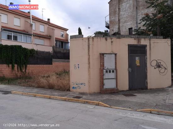 Venta de solar en Teresa Cajal - ZARAGOZA