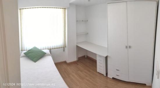 Alquilo Habitación en piso compartido, en Zaragoza - ZARAGOZA