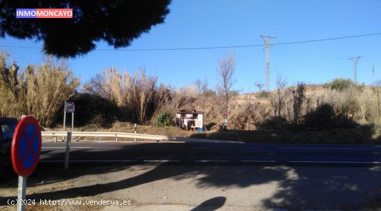 Se vende finca a pie de carretera - ZARAGOZA