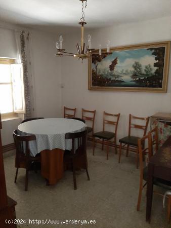 Vendo parcela, casa y nave en Matamala de Almazán - SORIA