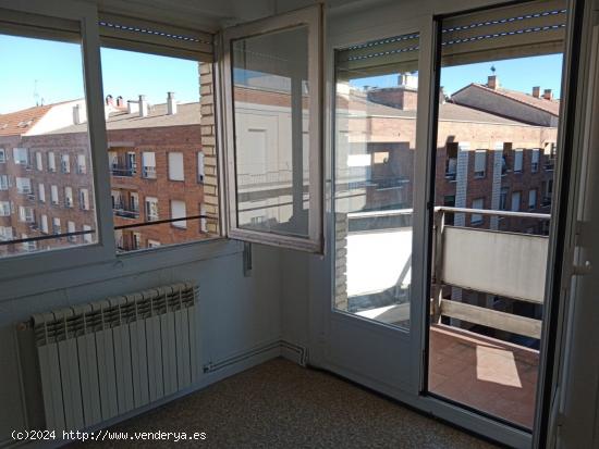 Venta de piso en Haro 3 habitaciones ascensor - LA RIOJA