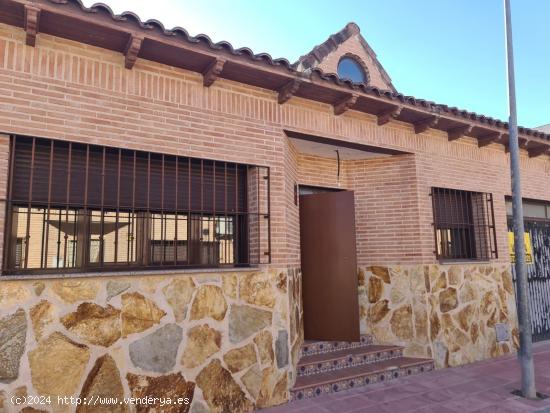 Casa en venta en Aldabón( Toledo) - TOLEDO