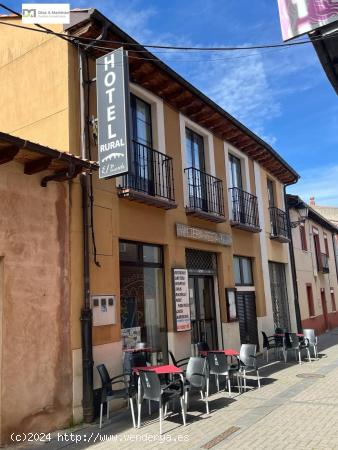 HOTEL CON RESTAURANTE Y CAFETERIA EN EL CAMINO DE SANTIAGO - LEON