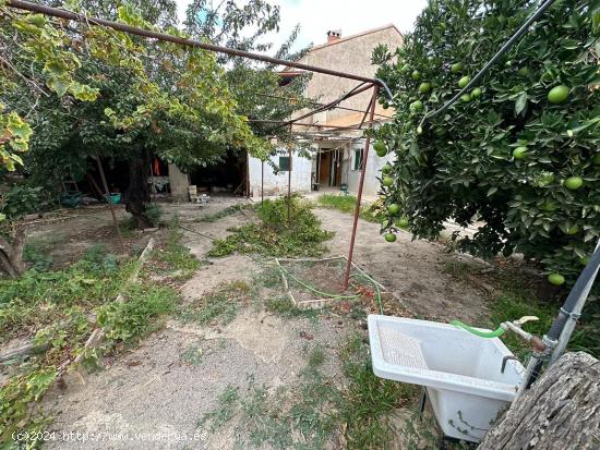 Gran vivienda con parcela en Puerto Lumbreras - Zona Academia de música - MURCIA