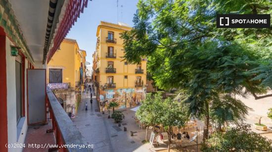 Se alquila apartamento de 1 habitación en El Carmen - VALENCIA