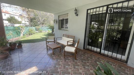 Casa de 3 dormitorios en alquiler en Torre De Benagalbón, Málaga - MALAGA